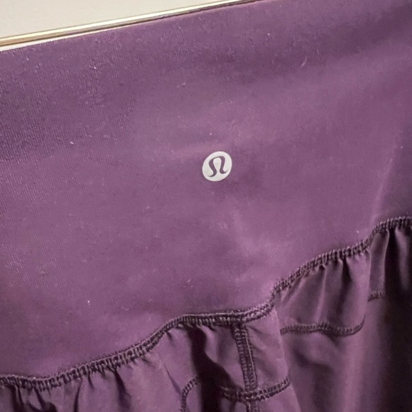 Lululemon purple breathable pants - Picture 5 of 5